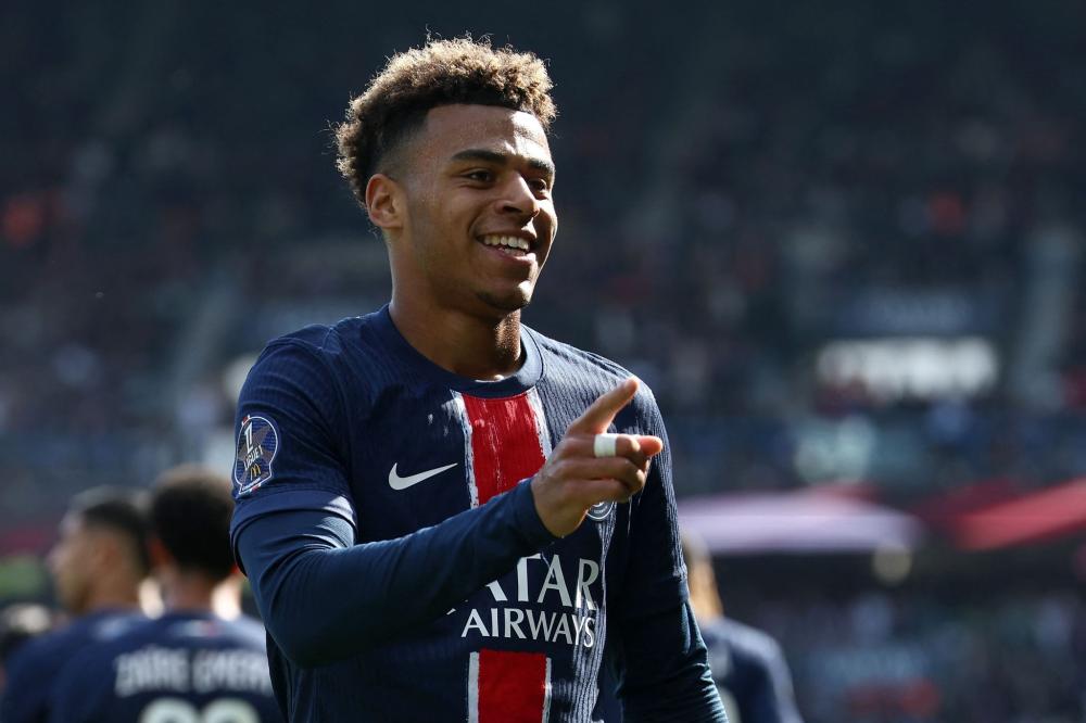 黄日华在公 黄日华在公